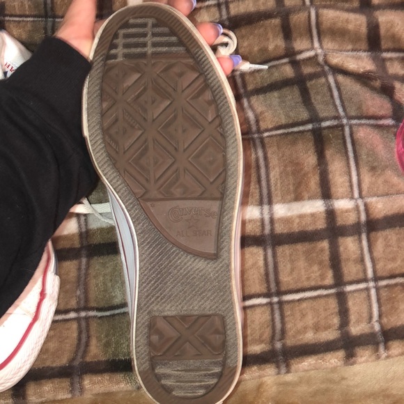 Converse - Picture 3 of 4